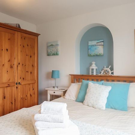 Bay View Apartment Lyme Regis Exterior foto